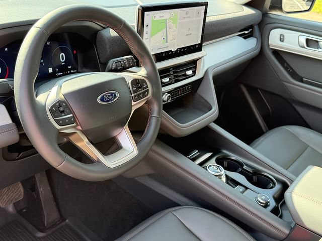 Certified 2025 Ford Explorer Active w/ Active Comfort Package AWD/4WD image 18