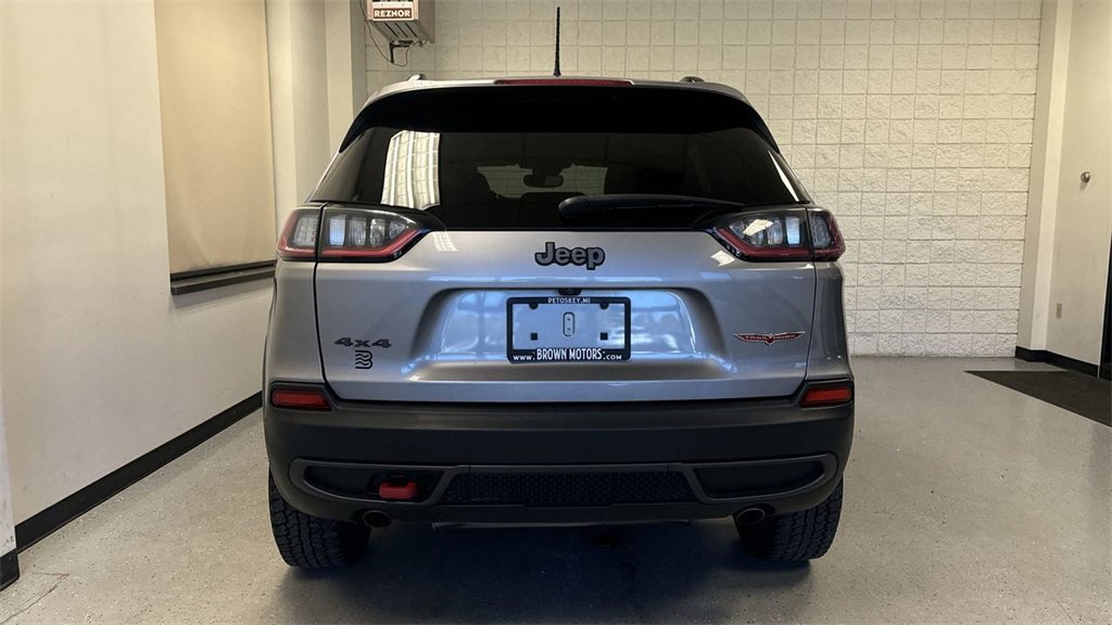 Used 2022 Jeep Cherokee Trailhawk image 5