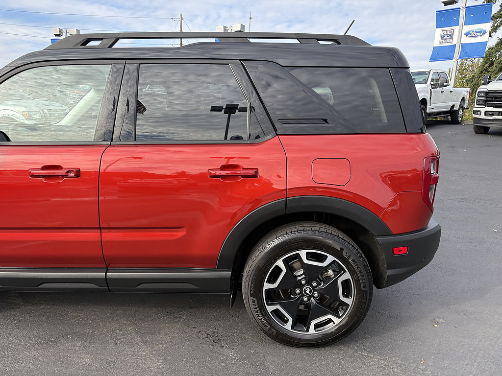 Certified 2023 Ford Bronco Sport Outer Banks w/ Tech Package AWD/4WD image 11