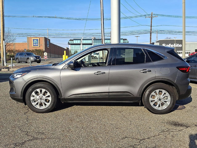 Certified 2023 Ford Escape Active w/ Tech Pack #2 image 3