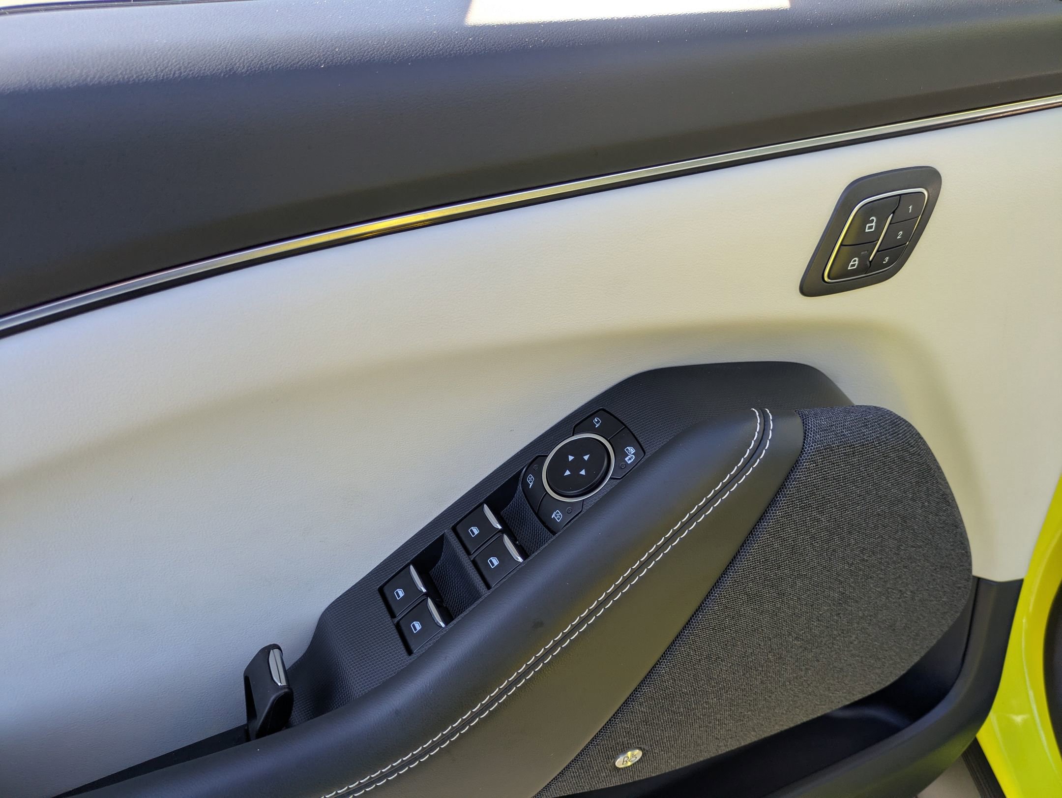 Certified 2025 Ford Mustang Mach-E Premium RWD image 17