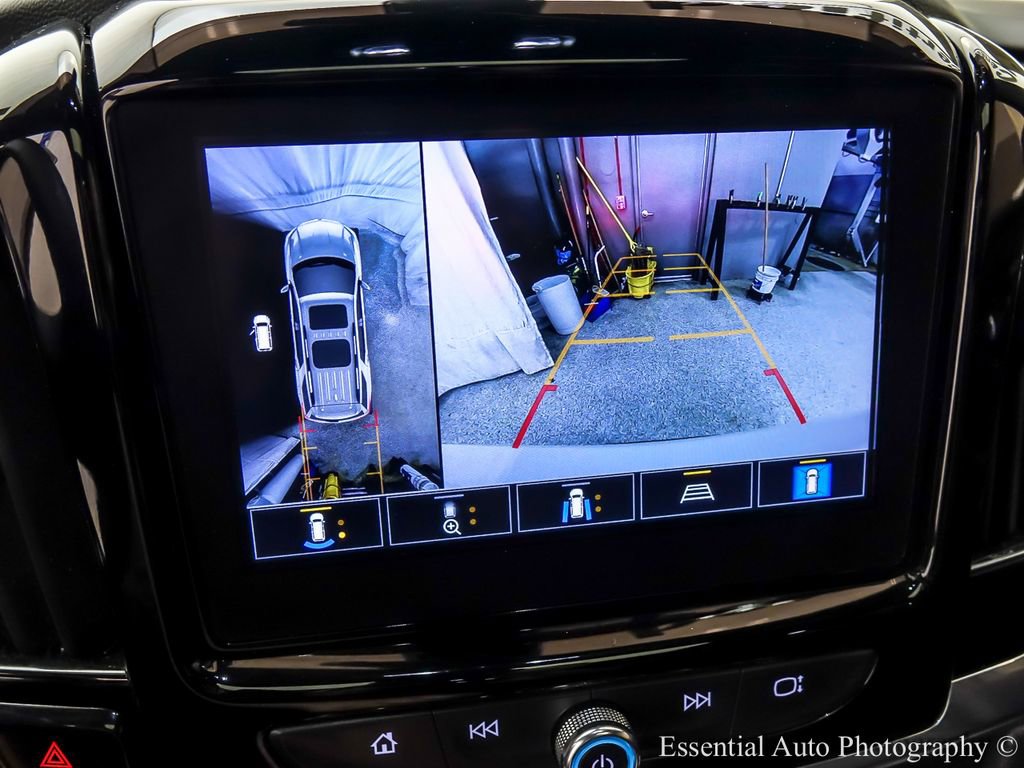 Used 2023 Chevrolet Traverse RS AWD/4WD image 21