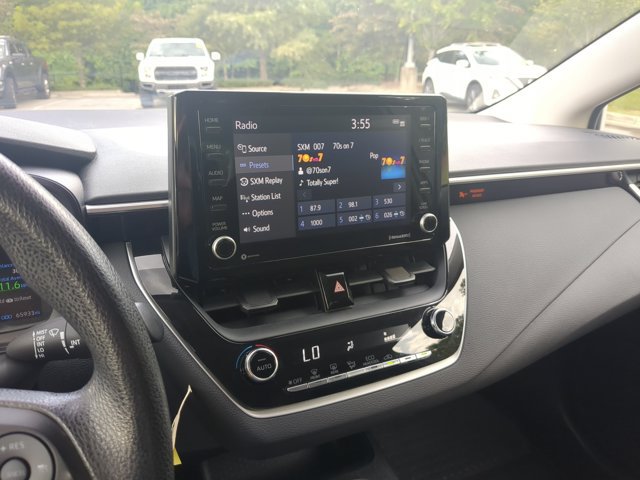 Used 2022 Toyota Corolla LE FWD image 18