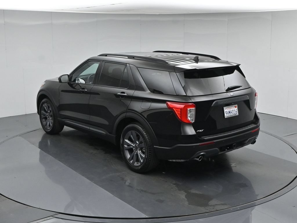 Certified 2023 Ford Explorer XLT w/ Equipment Group 202A RWD image 42