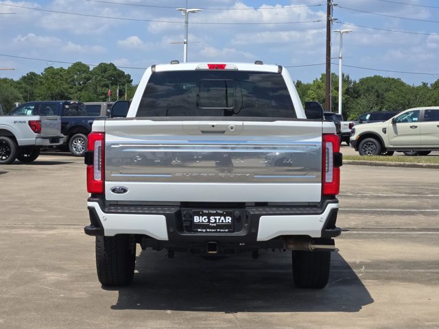 Certified 2026 Ford F350 Platinum w/ Platinum Plus Package AWD/4WD image 4