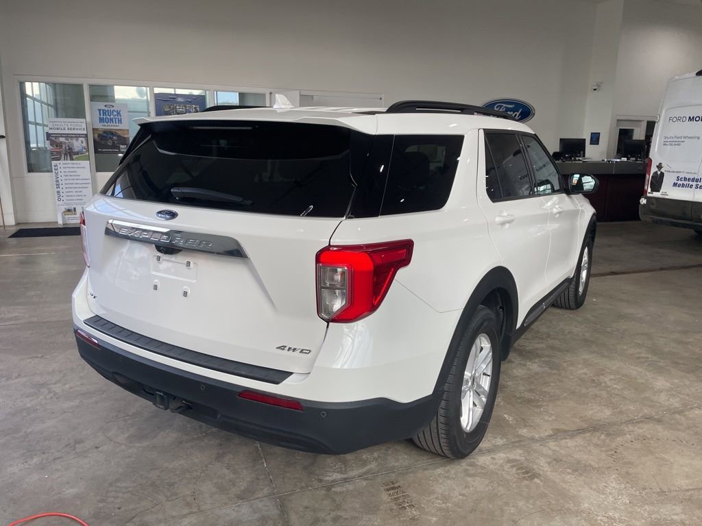 Certified 2022 Ford Explorer XLT w/ Class IV Trailer Tow Package AWD/4WD image 5
