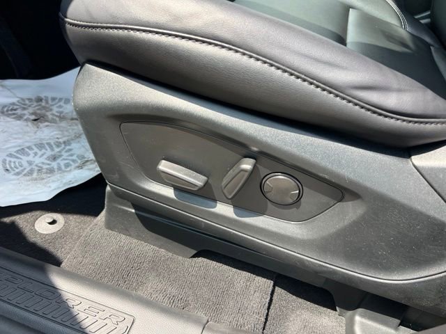Certified 2023 Ford Explorer XLT w/ Equipment Group 202A AWD/4WD image 19