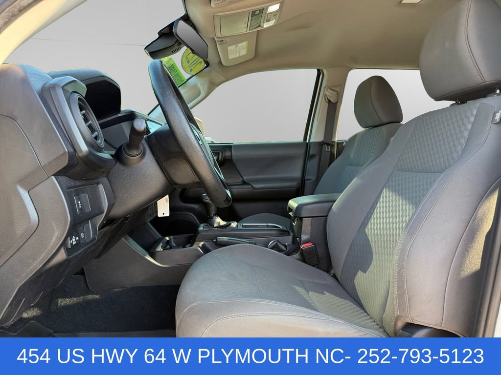 Used 2023 Toyota Tacoma SR AWD/4WD image 9