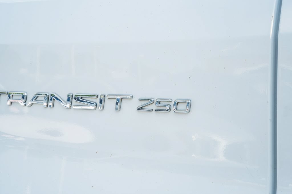 Certified 2022 Ford Transit 250 148 High Roof Extended RWD image 10