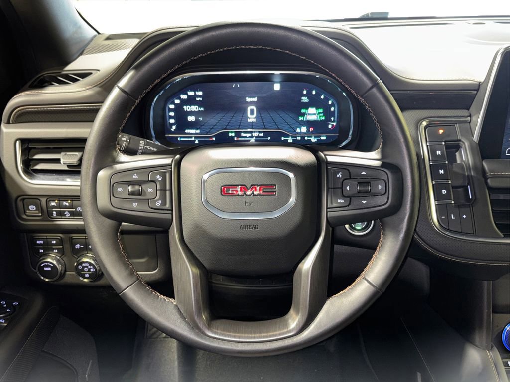 Used 2022 GMC Yukon XL AT4 image 28