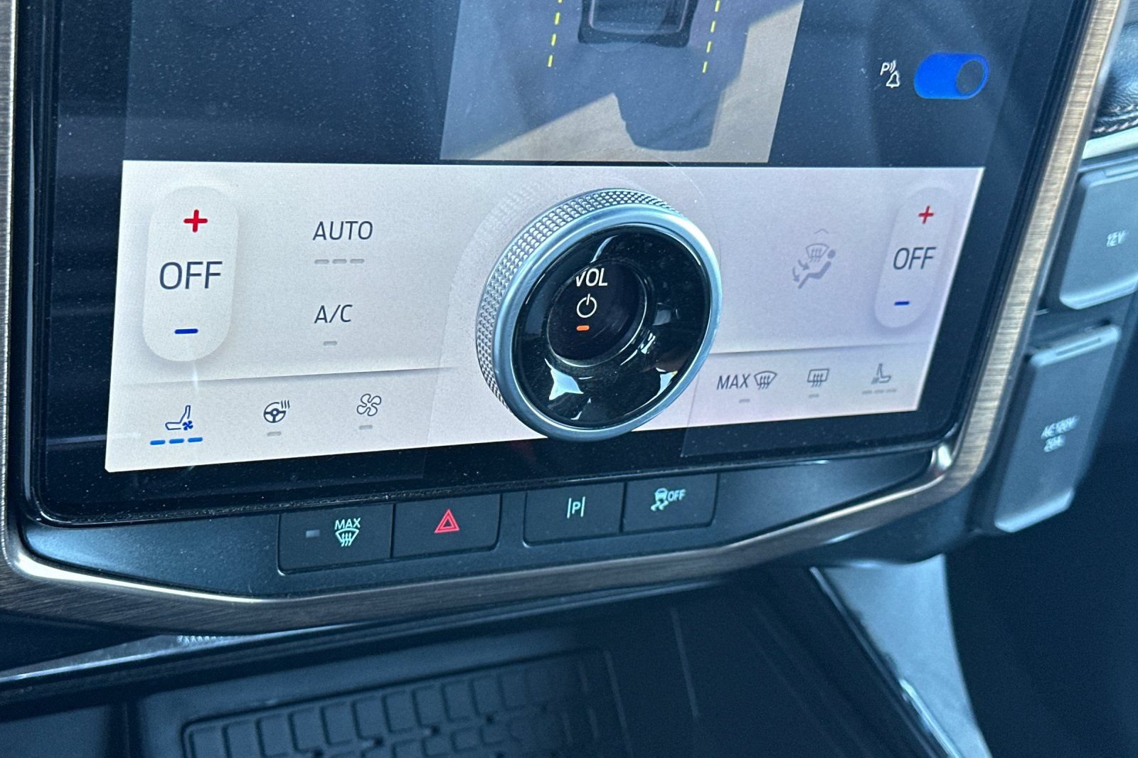 Certified 2025 Ford F150 Lightning Lariat AWD/4WD image 18