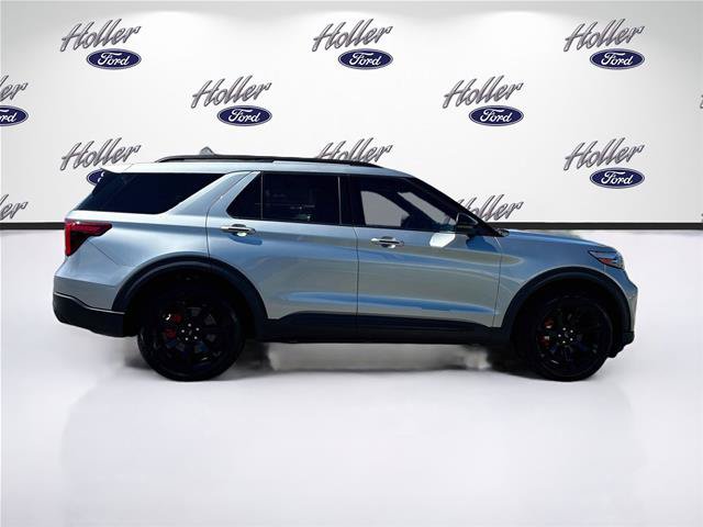 Certified 2024 Ford Explorer ST w/ Equipment Group 401A AWD/4WD image 9