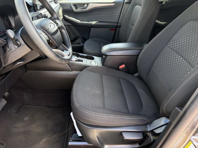 Certified 2025 Ford Escape Active AWD/4WD image 14