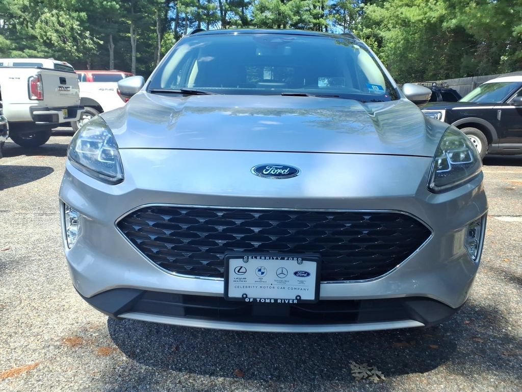 Certified 2020 Ford Escape Titanium w/ Titanium Premium Package 2.0 AWD/4WD image 6