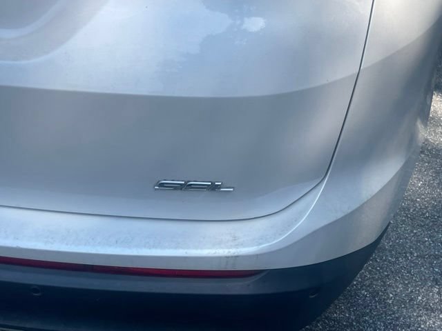 Certified 2017 Ford Edge SEL w/ Equipment Group 201A FWD image 8