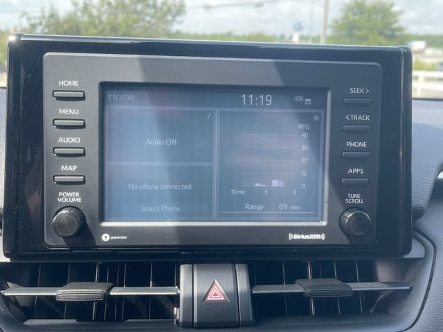 Used 2020 Toyota RAV4 XLE FWD image 11
