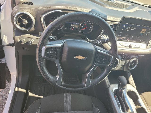 Used 2023 Chevrolet Blazer LT FWD image 30