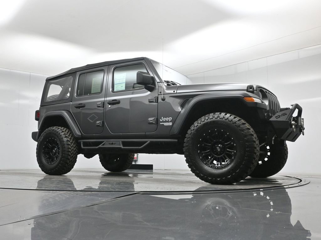 Used 2018 Jeep Wrangler Unlimited Sport image 42