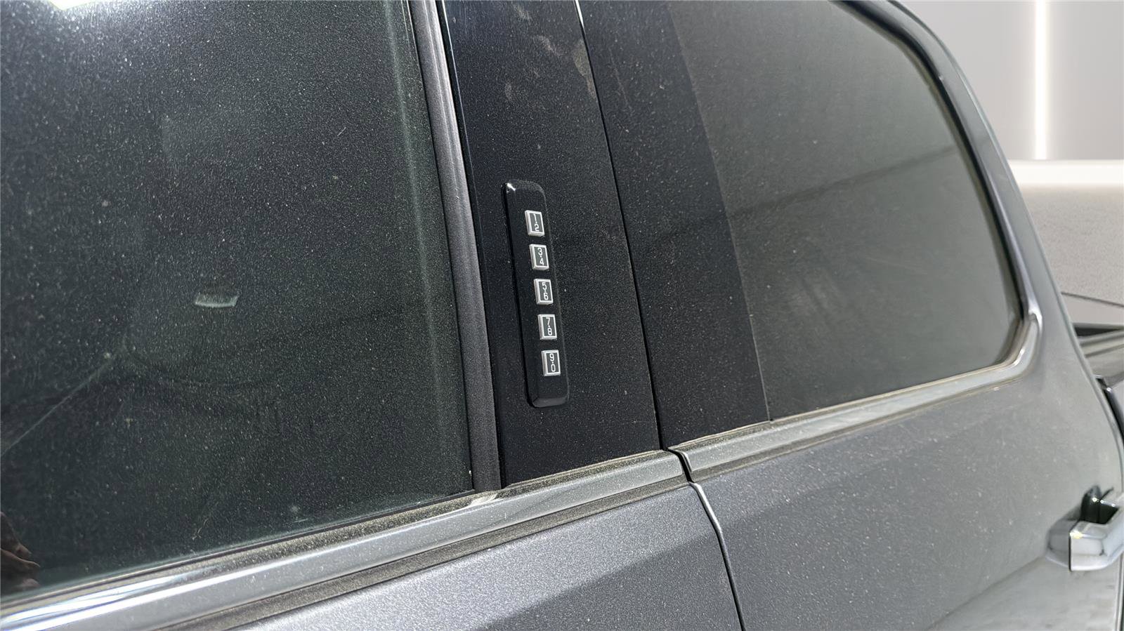 Certified 2024 Ford F250 Platinum AWD/4WD image 36