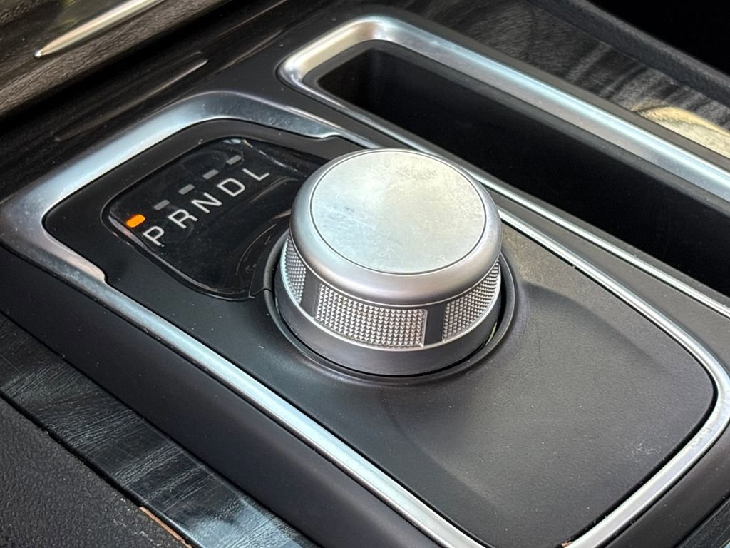 Used 2019 Chrysler 300 Touring L w/ Quick Order Package 22F image 26