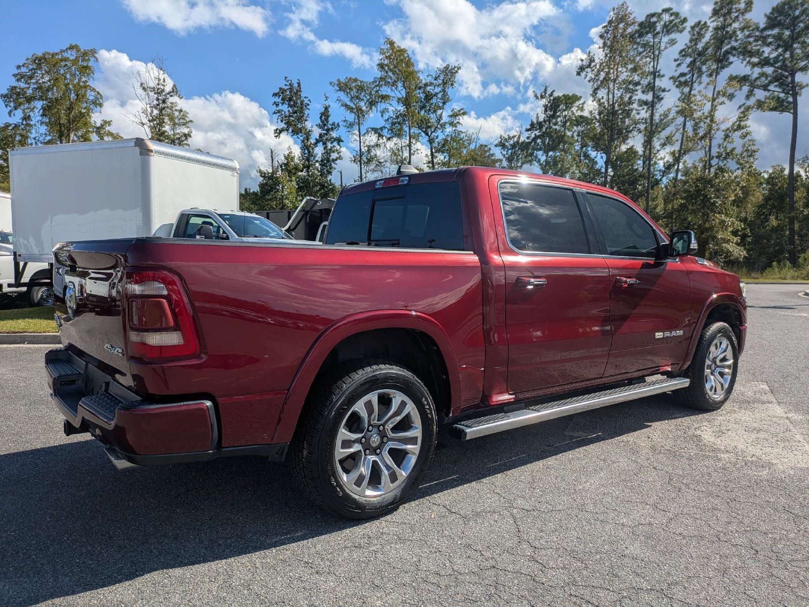Used 2022 RAM 1500 Limited w/ Body Color Bumper Group AWD/4WD image 4