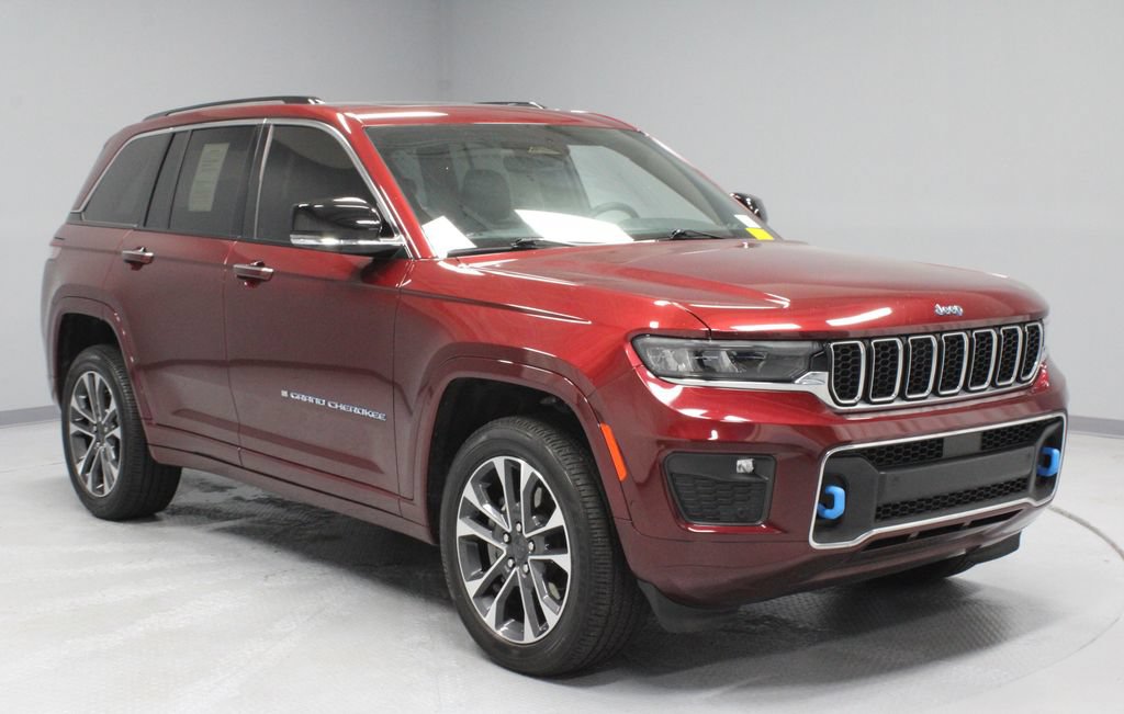 Used 2023 Jeep Grand Cherokee Overland AWD/4WD image 1
