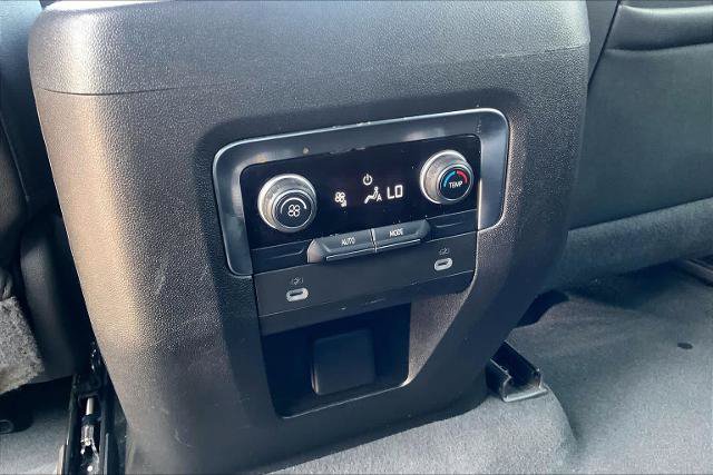 Used 2024 Chevrolet Tahoe LT AWD/4WD image 37