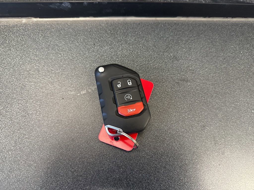 Used 2024 Jeep Wrangler Unlimited Rubicon w/ Convenience Group image 31