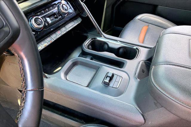 Used 2025 GMC Sierra 2500 AT4 w/ AT4 Premium Plus Package AWD/4WD image 17