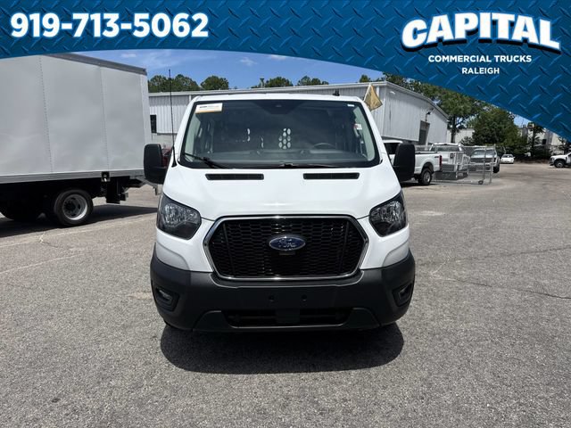 Certified 2025 Ford Transit 250 Low Roof w/ Exterior Upgrade Package RWD image 4