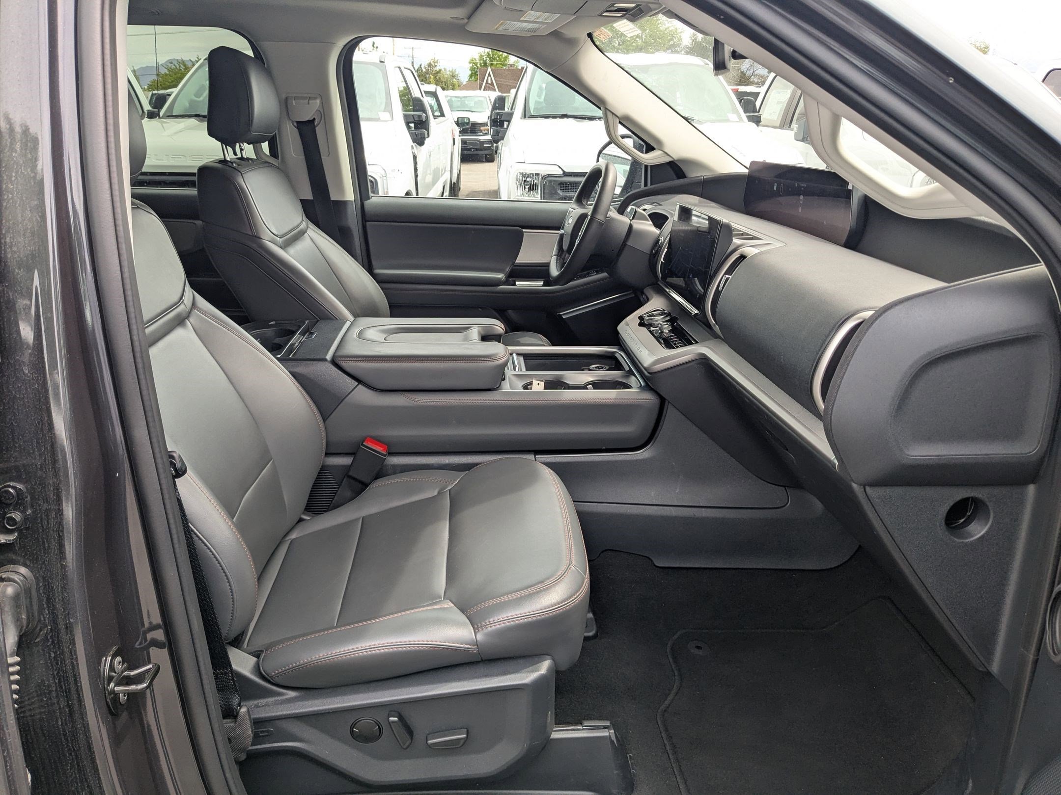 Certified 2025 Ford Expedition Max Active AWD/4WD image 36