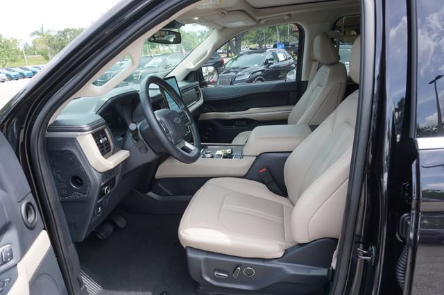 Certified 2023 Ford Expedition Max Limited RWD image 18