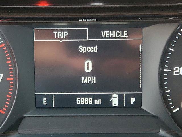 Used 2025 Chevrolet Trax LS w/ LS Convenience Package FWD image 12