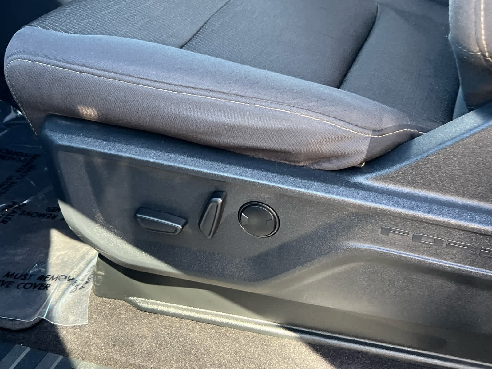 Certified 2025 Ford F150 XLT w/ Equipment Group 302A MID image 26