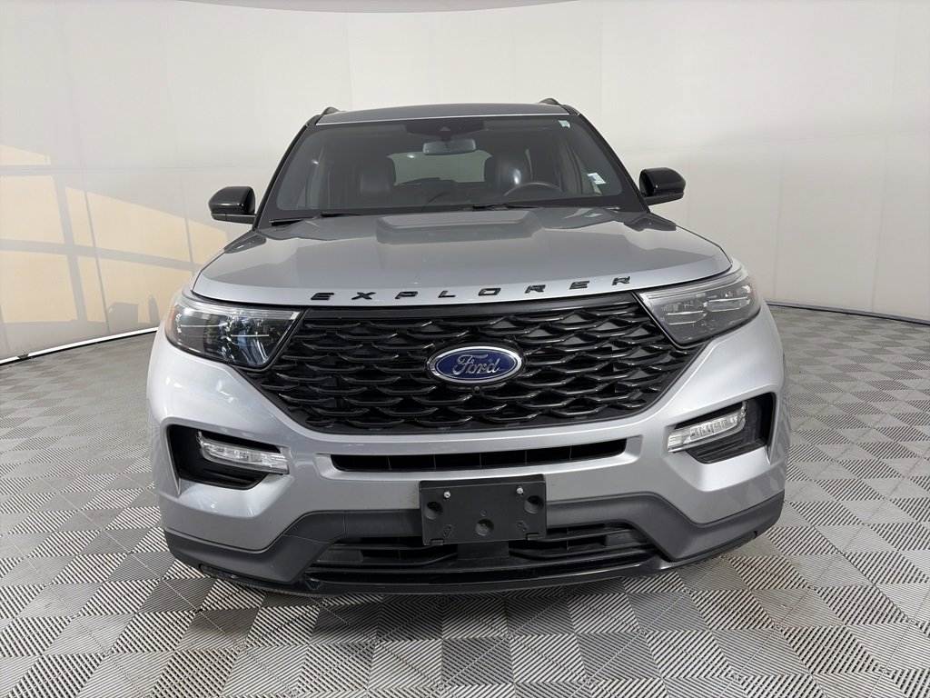 Certified 2022 Ford Explorer ST-Line w/ Class IV Trailer Tow Package image 2