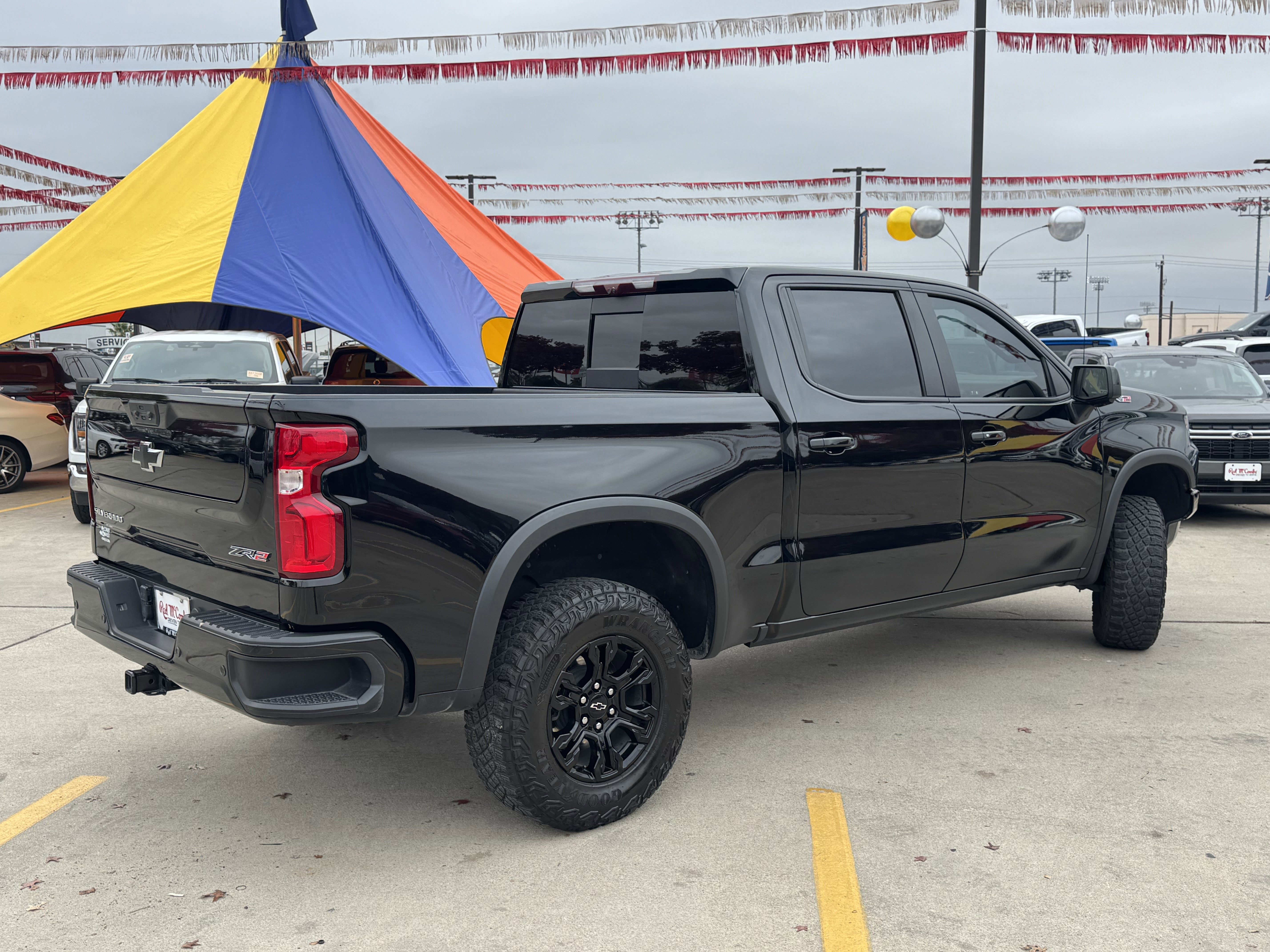 Used 2024 Chevrolet Silverado 1500 ZR2 w/ Technology Package image 4