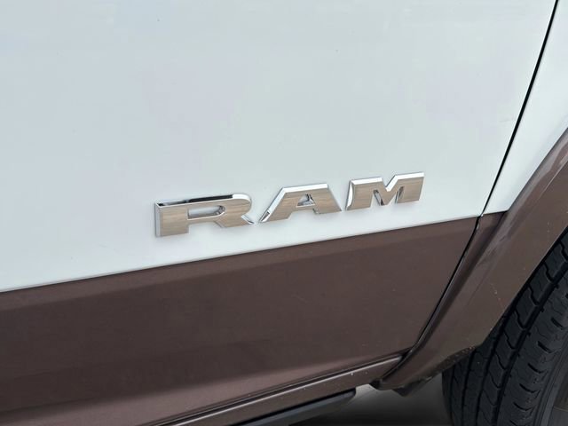 Used 2024 RAM 3500 Limited w/ Towing Technology Group image 11