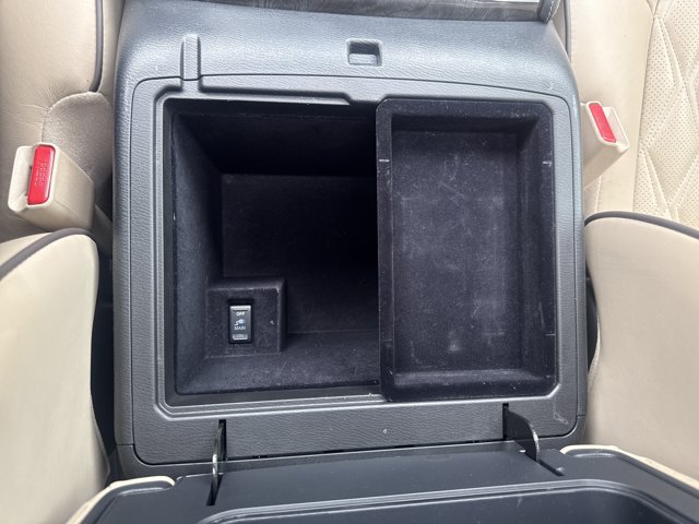 Used 2021 Nissan Armada Platinum w/ Captain's Chairs Package RWD image 27