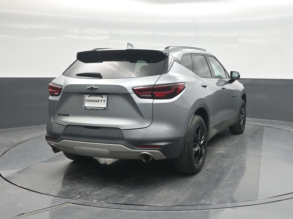 Used 2024 Chevrolet Blazer LT w/ Sound & Technology Package image 7