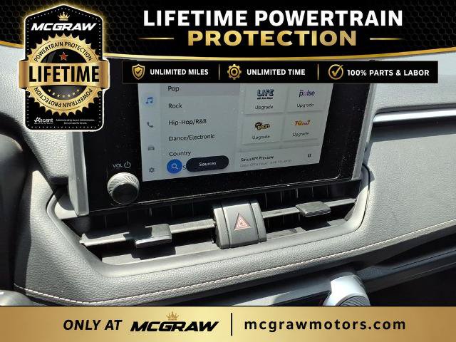 Used 2025 Toyota RAV4 XLE AWD/4WD image 16