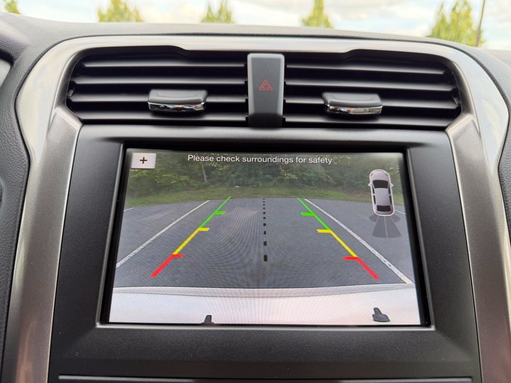 Certified 2019 Ford Fusion SE FWD image 18