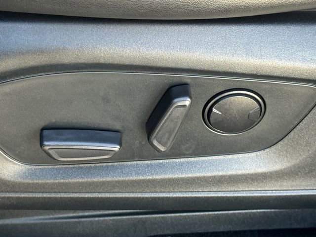 Certified 2023 Ford Explorer XLT w/ Equipment Group 202A image 23