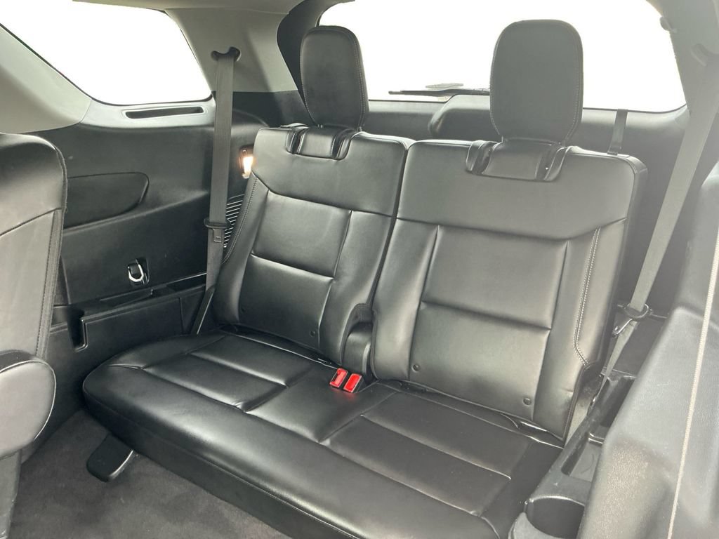 Certified 2023 Ford Explorer XLT w/ Equipment Group 202A RWD image 21
