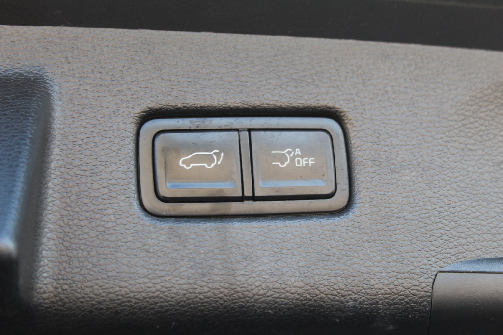 Used 2023 Kia Telluride EX w/ EX Captain's Chair Package FWD image 33
