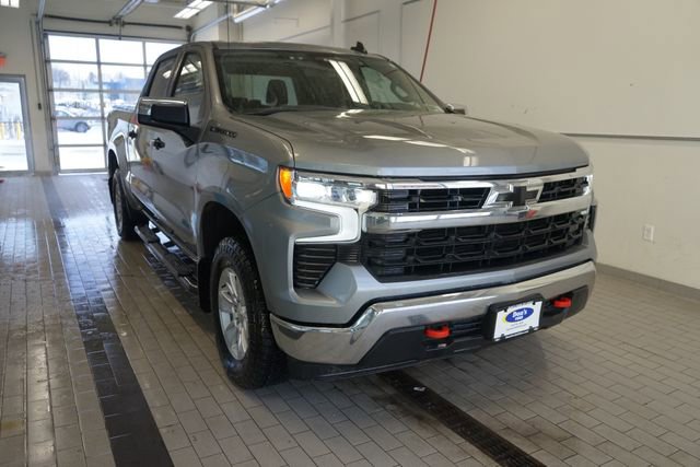 Used 2023 Chevrolet Silverado 1500 LT image 17