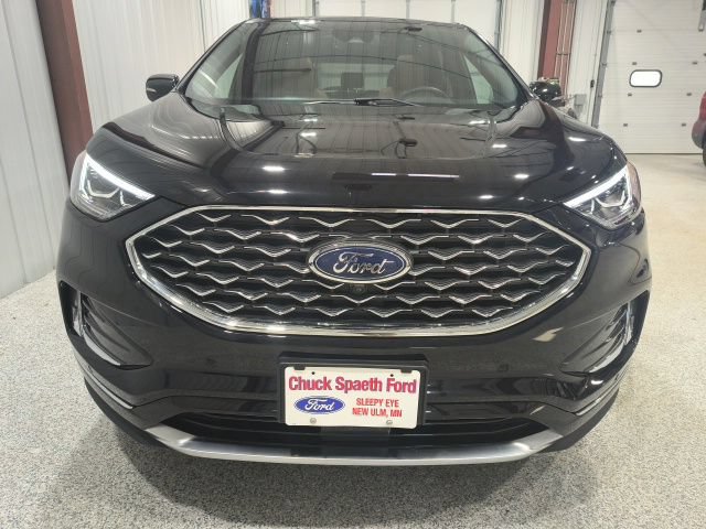 Certified 2024 Ford Edge Titanium w/ Titanium Elite Package AWD/4WD image 3