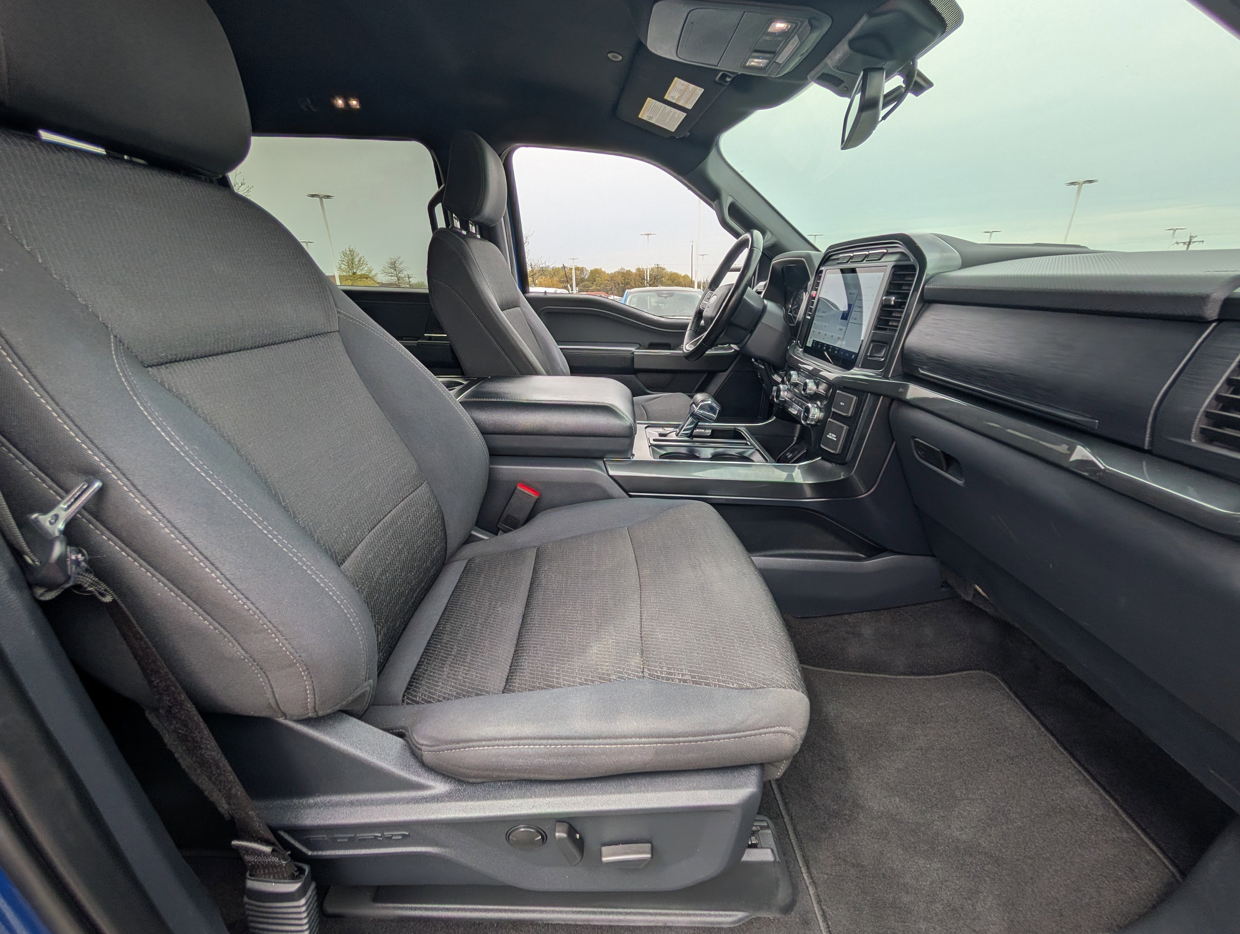 Certified 2022 Ford F150 XLT w/ Equipment Group 302A High image 10