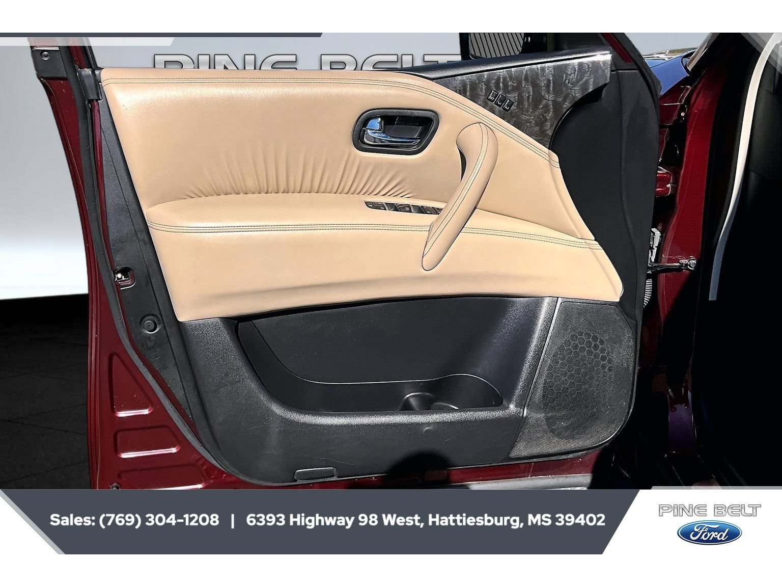 Used 2021 Nissan Armada Platinum w/ Captain's Chairs Package RWD image 17