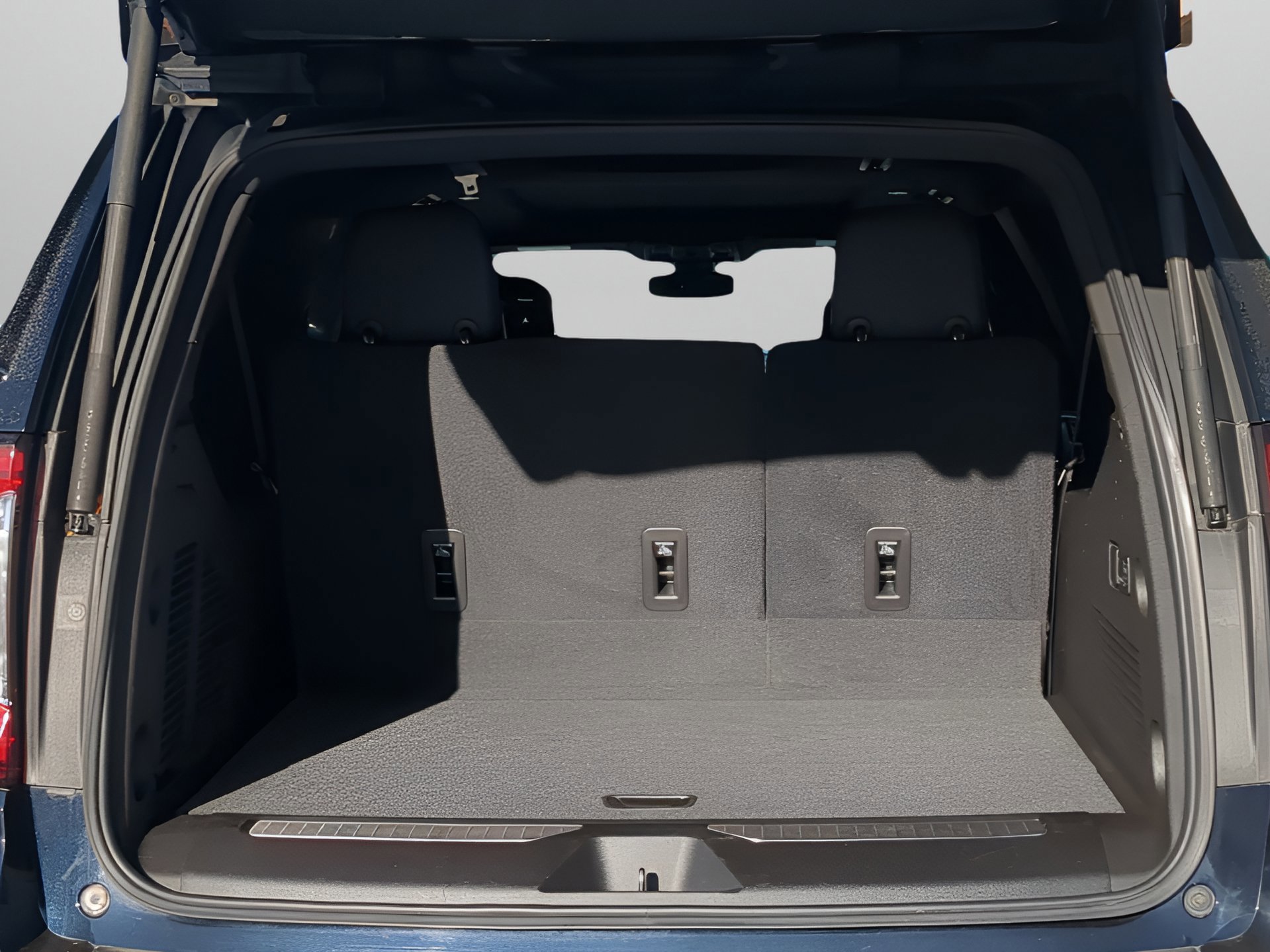 Used 2021 GMC Yukon XL AT4 w/ AT4 Premium Package image 38