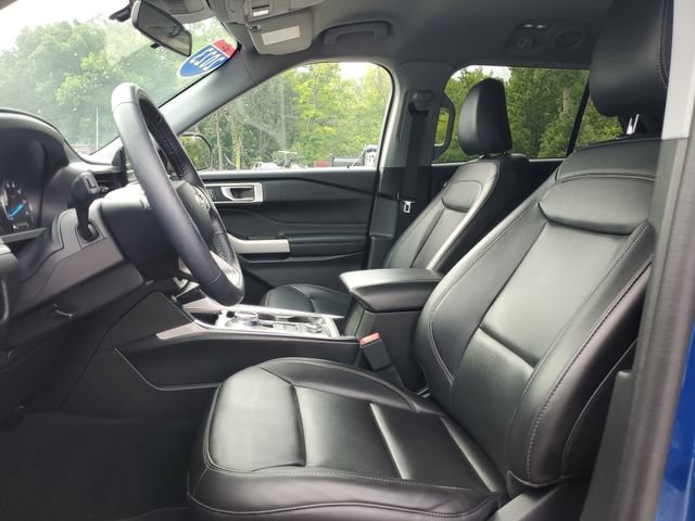 Certified 2023 Ford Explorer XLT w/ Equipment Group 202A AWD/4WD image 12